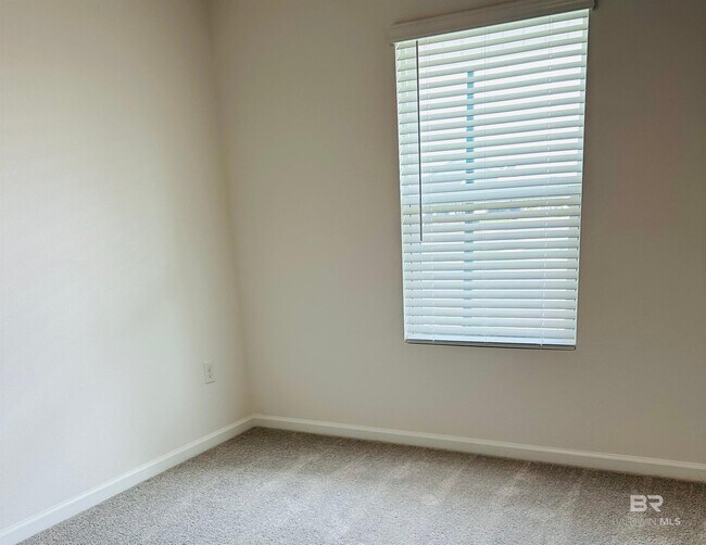 Building Photo - 19349 Gray Horse Dr