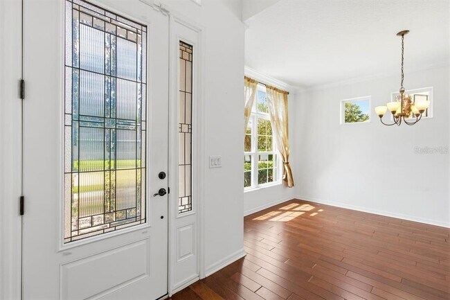 Building Photo - 2669 Peony Dr