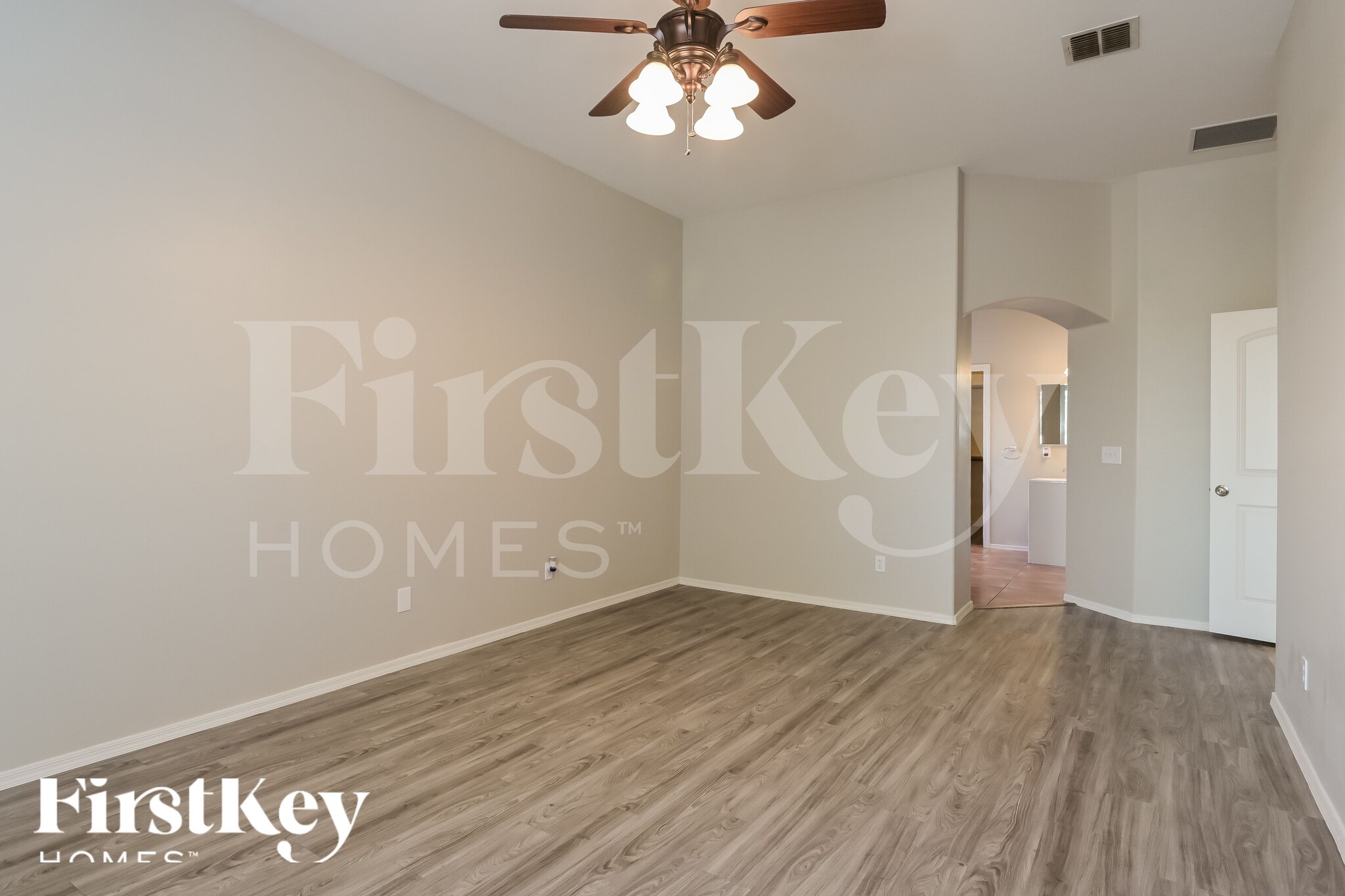 Building Photo - 8551 N Rolling River Dr