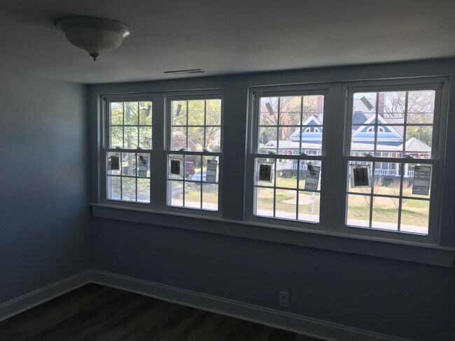 Building Photo - 1001 S 8th St