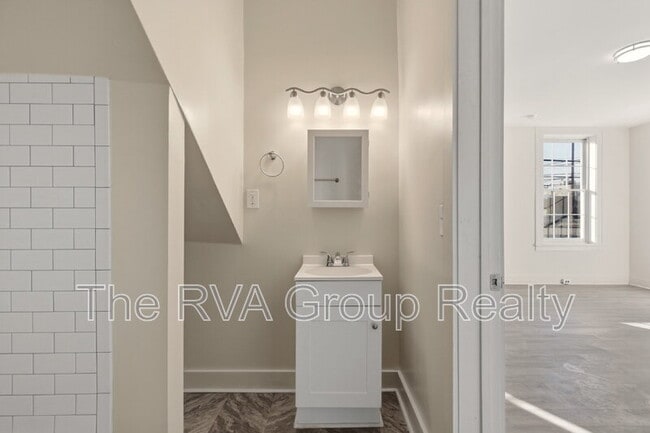 Building Photo - 27 S Jefferson St