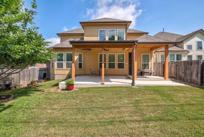 Building Photo - 121 Alondra Way