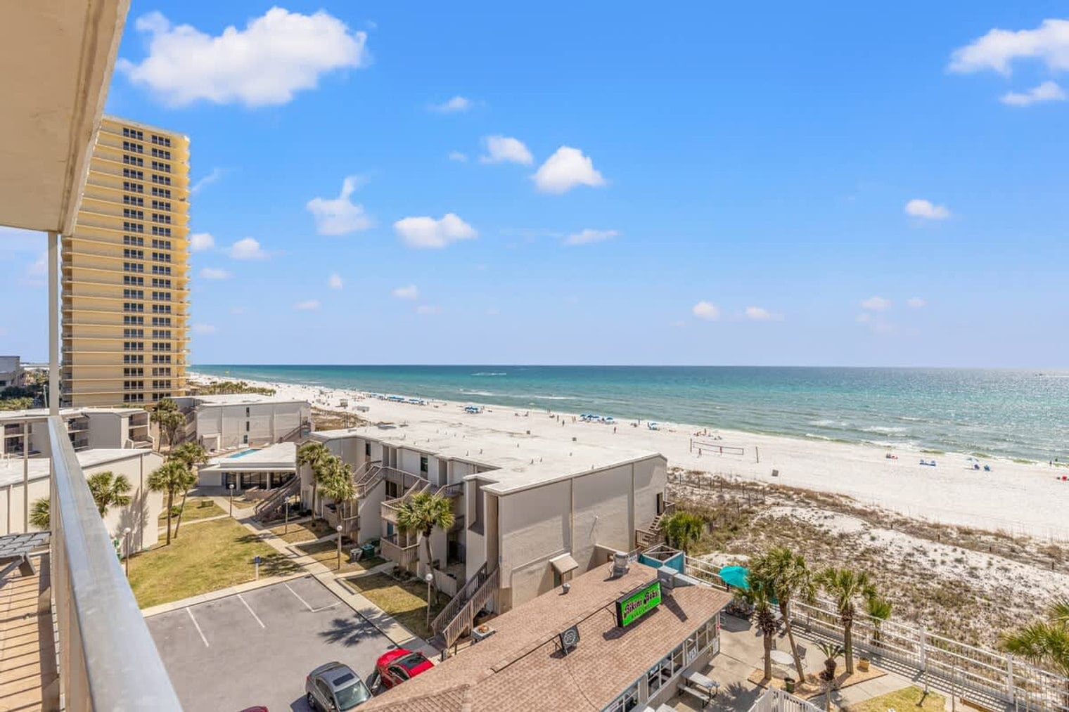 Building Photo - 8743 Thomas Dr