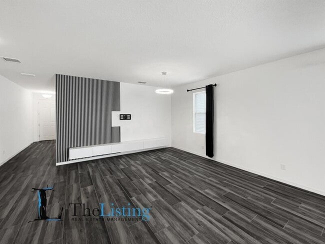 Building Photo - 14359 Shocklach Dr