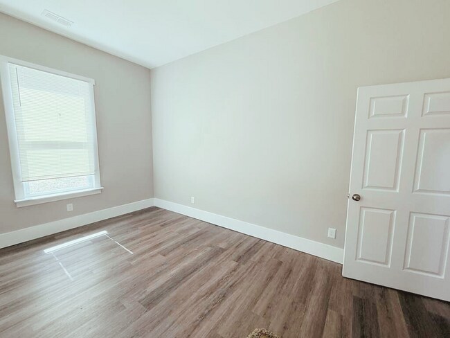 Building Photo - New construction 1/1 in the Heart of Atlanta!