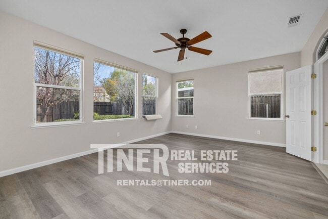 Building Photo - 3152 Overton Way