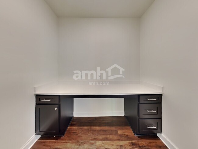 Building Photo - 709 Alcovy Ml Pk