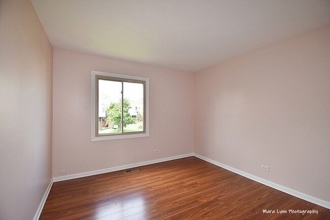 Building Photo - 374 Juniper Tree Ct