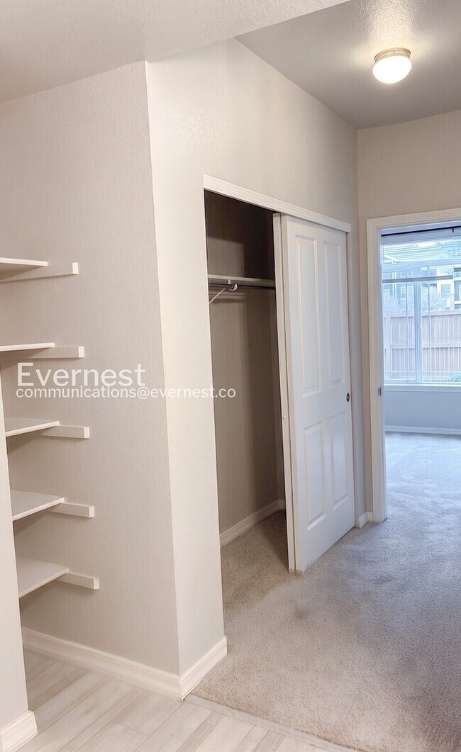 Building Photo - 3 Bed & 2 Bath Condo in Fort Collins / Coming Soon!