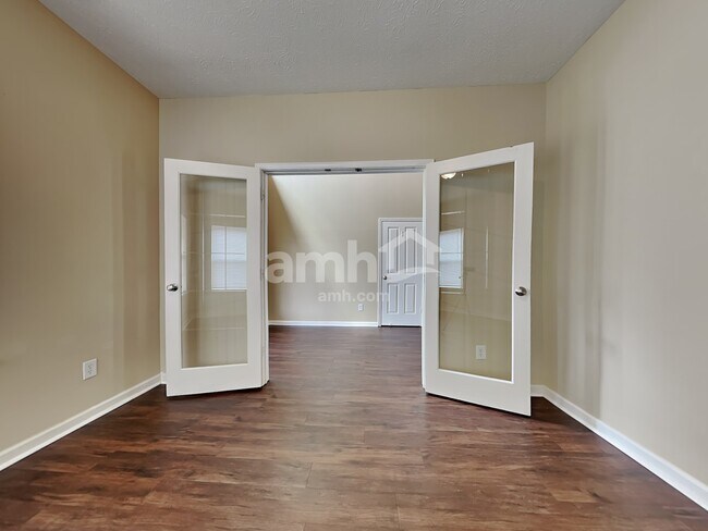 Building Photo - 1559 Lavender Ln