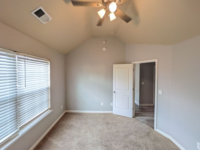 Building Photo - 2609 Serenity Ln
