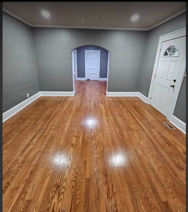 Building Photo - 1508 Branch St NW