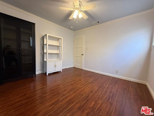 Building Photo - 6024 Coldwater Canyon Ave