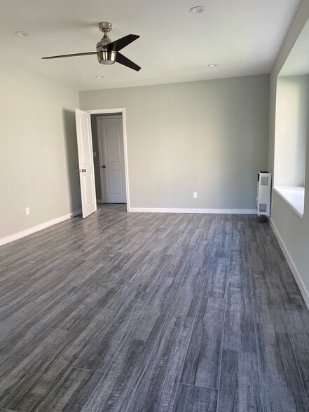 Living Room - 1709 Barry Ave