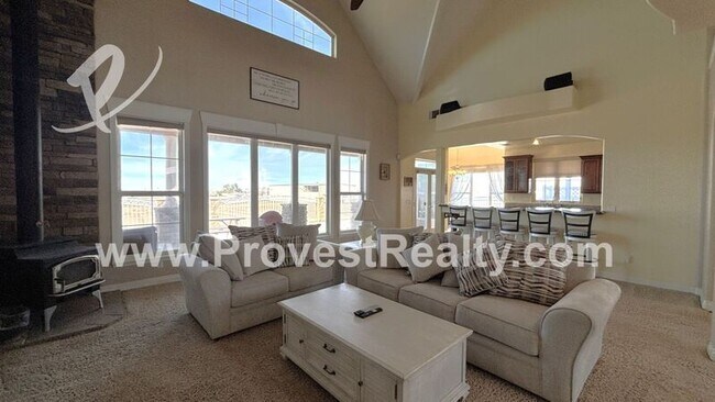 Building Photo - 13838 Yuma Rd