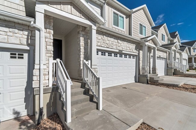 Building Photo - 2698 Blue Dawn Ln