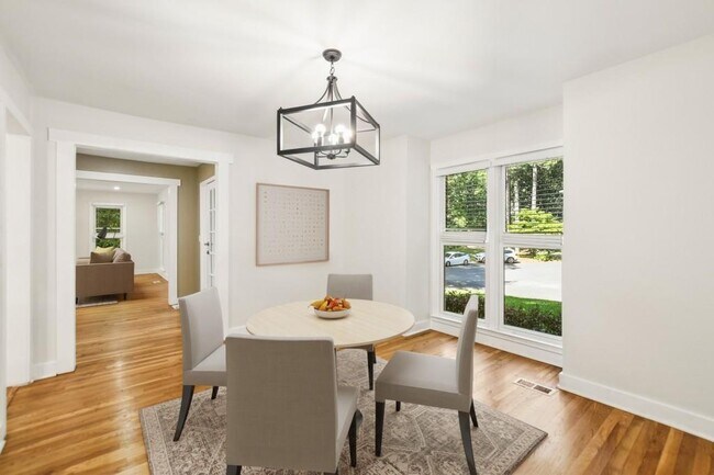 Building Photo - 2799 Brookcliff Landing NE