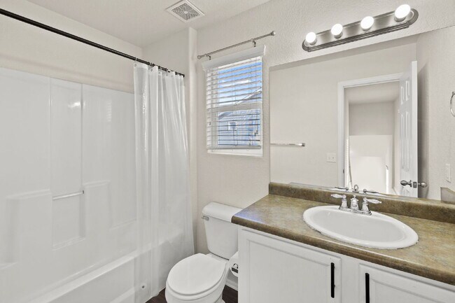 Building Photo - 2217 Inspiration Ln