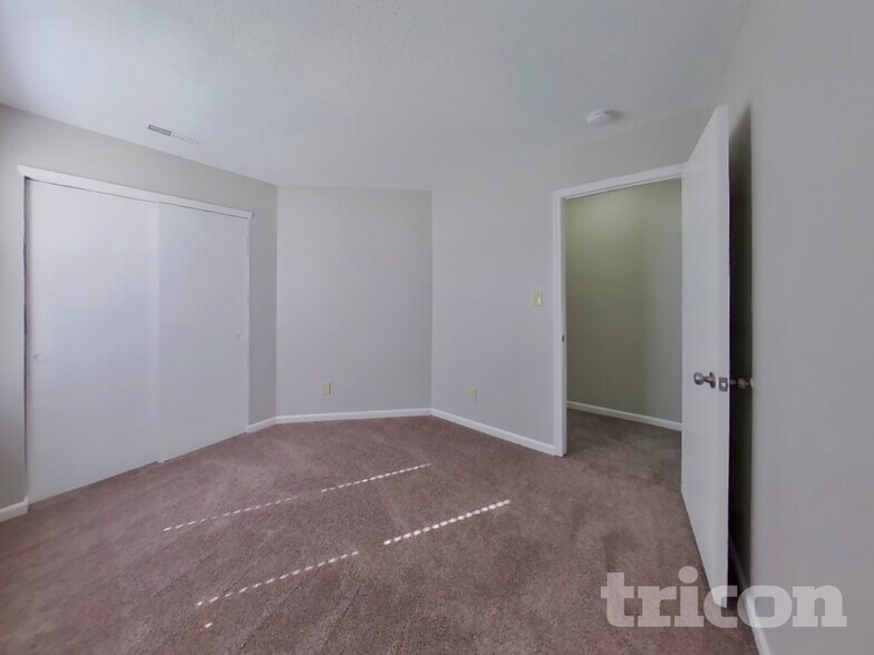 Building Photo - 1167 Cutler Ln