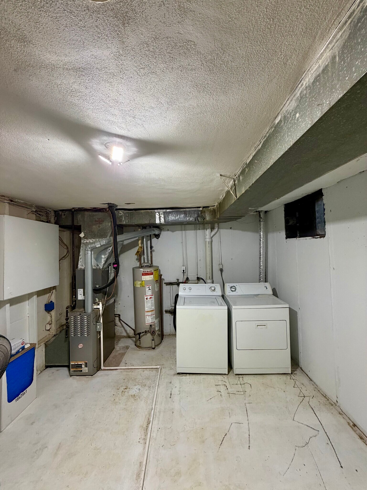 Building Photo - 24 Tower Hill Ct