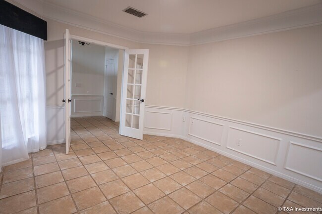 Dining Room or Office - 25015 Lost Arrow