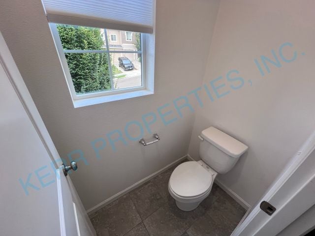 Building Photo - Spacious 4-Bedroom Townhouse with 3.5 Baths in Prime Happy Valley Location – 2021 Sq Ft of Modern...