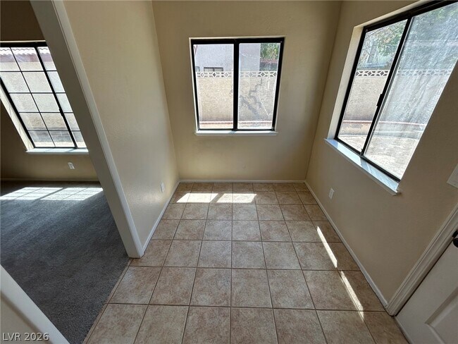 Building Photo - 6653 W Joe Michael Way