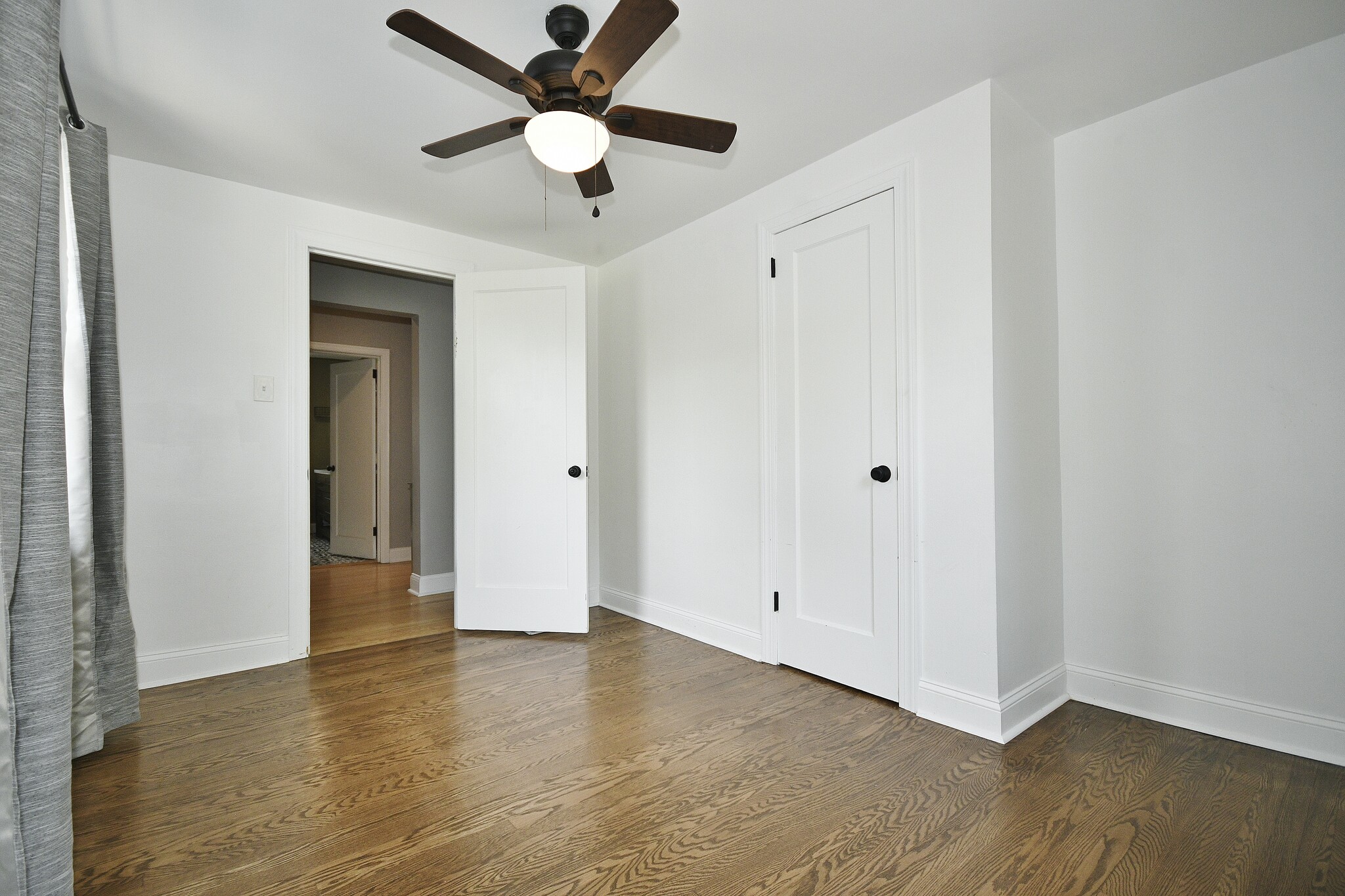 Building Photo - 3701 Finleyville Elrama Rd