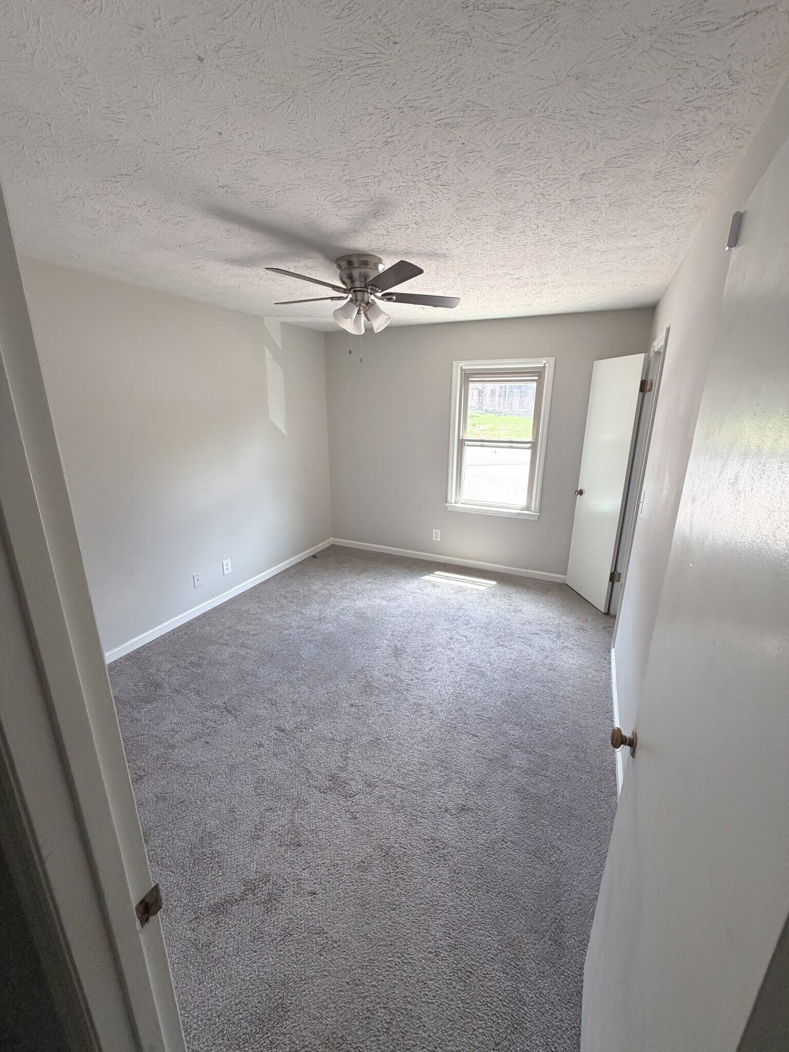 Building Photo - 6197 Trestlewood Dr