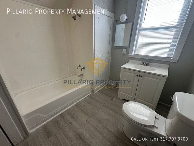 Building Photo - 2943 Highland Pl