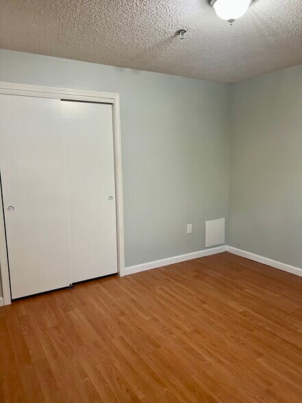 Building Photo - 35 Prospect St