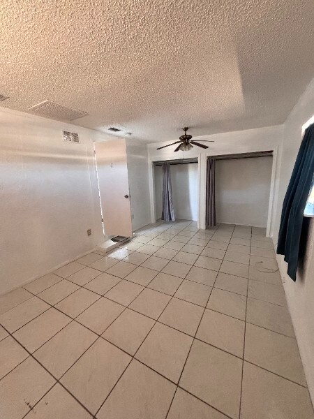 Building Photo - 1541 Newark St S