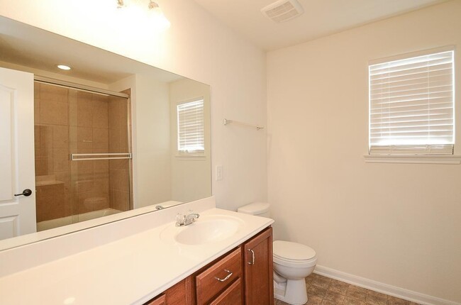 Building Photo - 4423 Ashberry Pine Ln