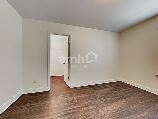 Building Photo - 292 Bering Lane