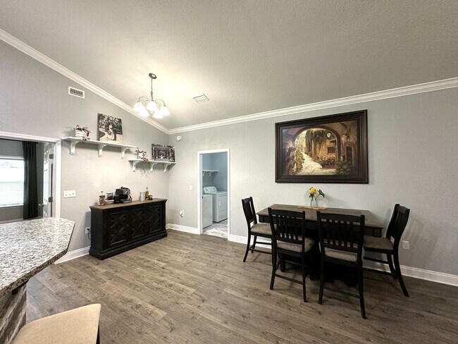 Building Photo - 113 Tranquility Dr