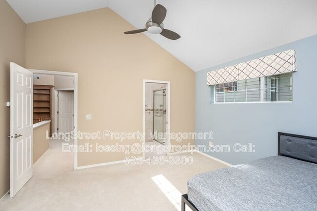Building Photo - 3531 S Kelly Ave