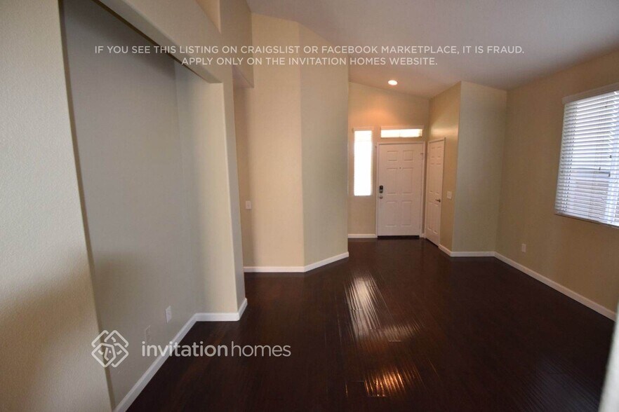 Building Photo - 12037 Reichling Ln