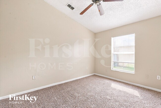 Building Photo - 6505 Viewpoint Ct