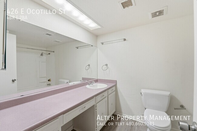 Building Photo - 426 E Ocotillo St