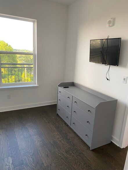 Building Photo - 1677 54th Ave N