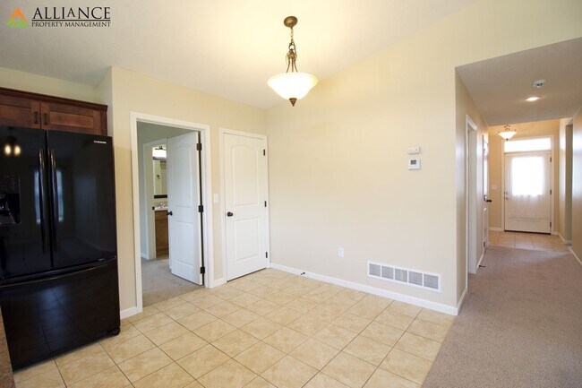 Building Photo - Beautiful Home on Corner Lot!