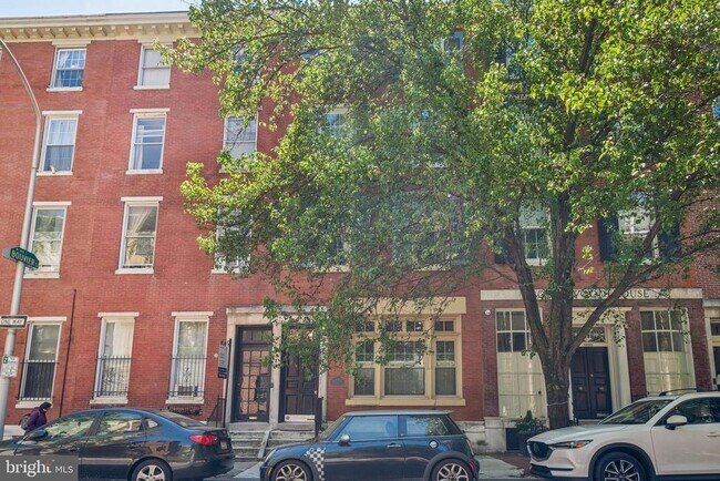 Building Photo - 1730 Pine St