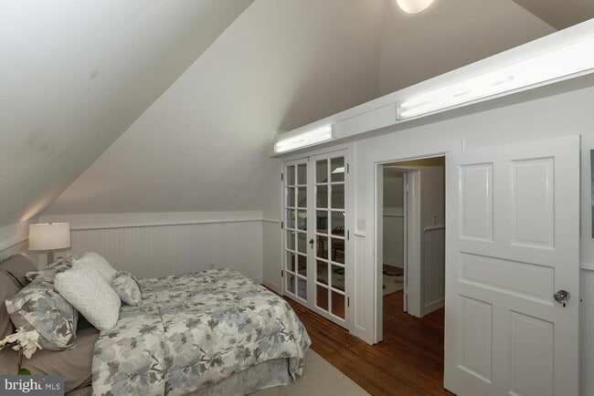 Building Photo - 30 Vandeventer Ave