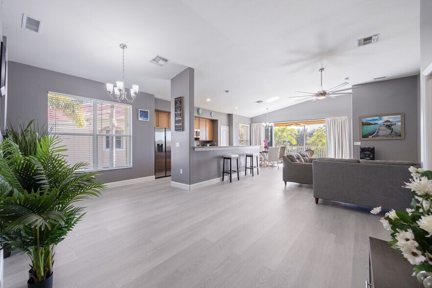 Building Photo - 3212 Sea Haven Ct