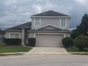 Building Photo - Spacious 4 Bed Pool Home!!!