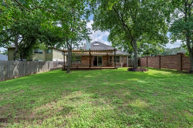 Building Photo - 7172 Ridge Oak Rd