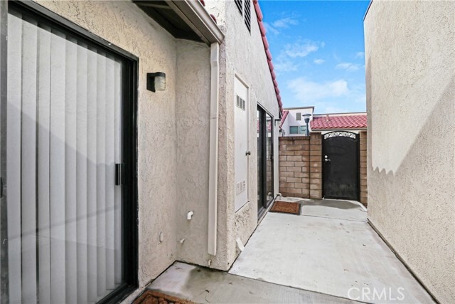 Building Photo - 9849 Allesandro Ct