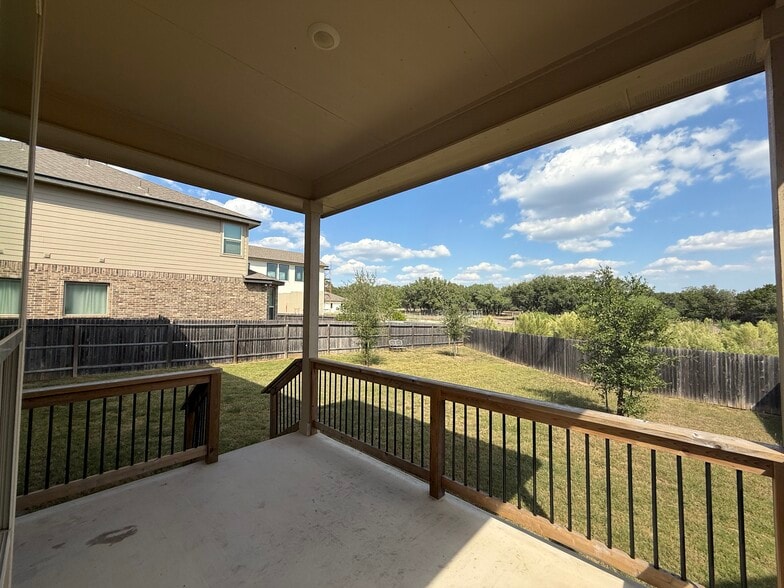 Building Photo - 27610 Falls Cv