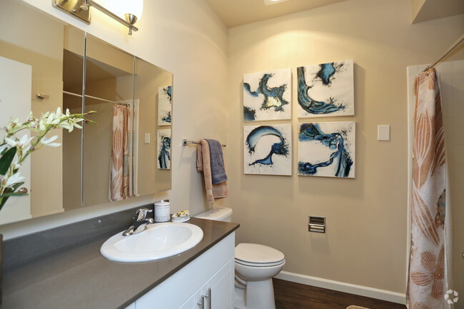 Private master bath - The Savoy at Lake City 55+ Senior Community