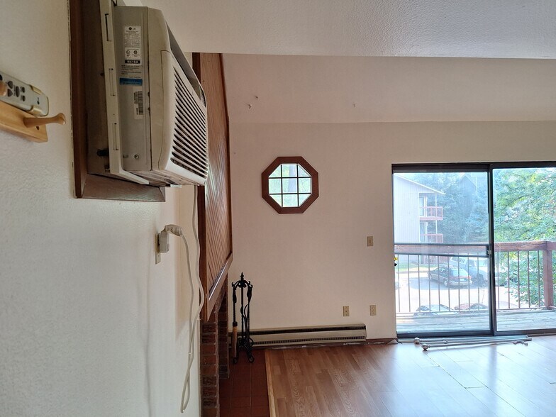 Building Photo - 4501 Boardwalk Dr